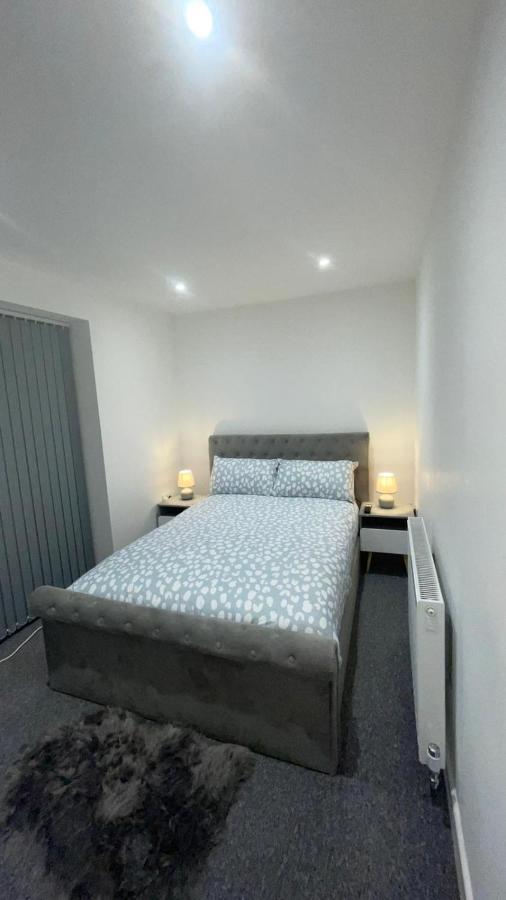 2 Bed Luxury In Old Kent Road * Londra